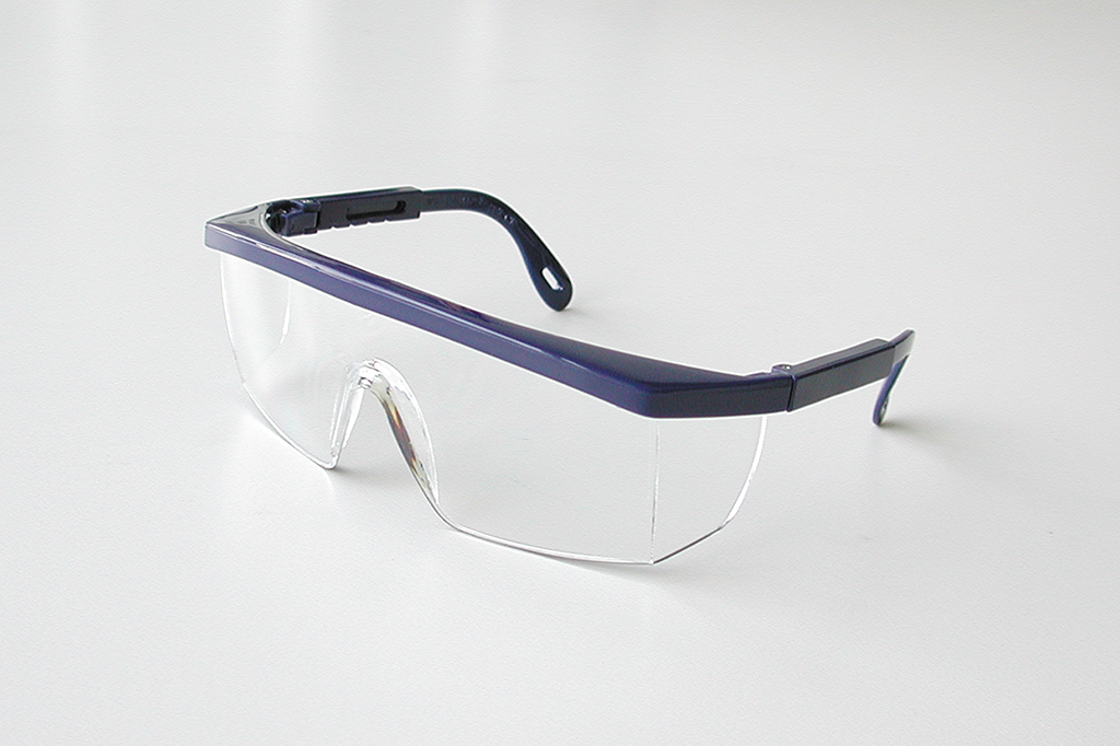 SKYDDSGLASÖGON KLAR 9204